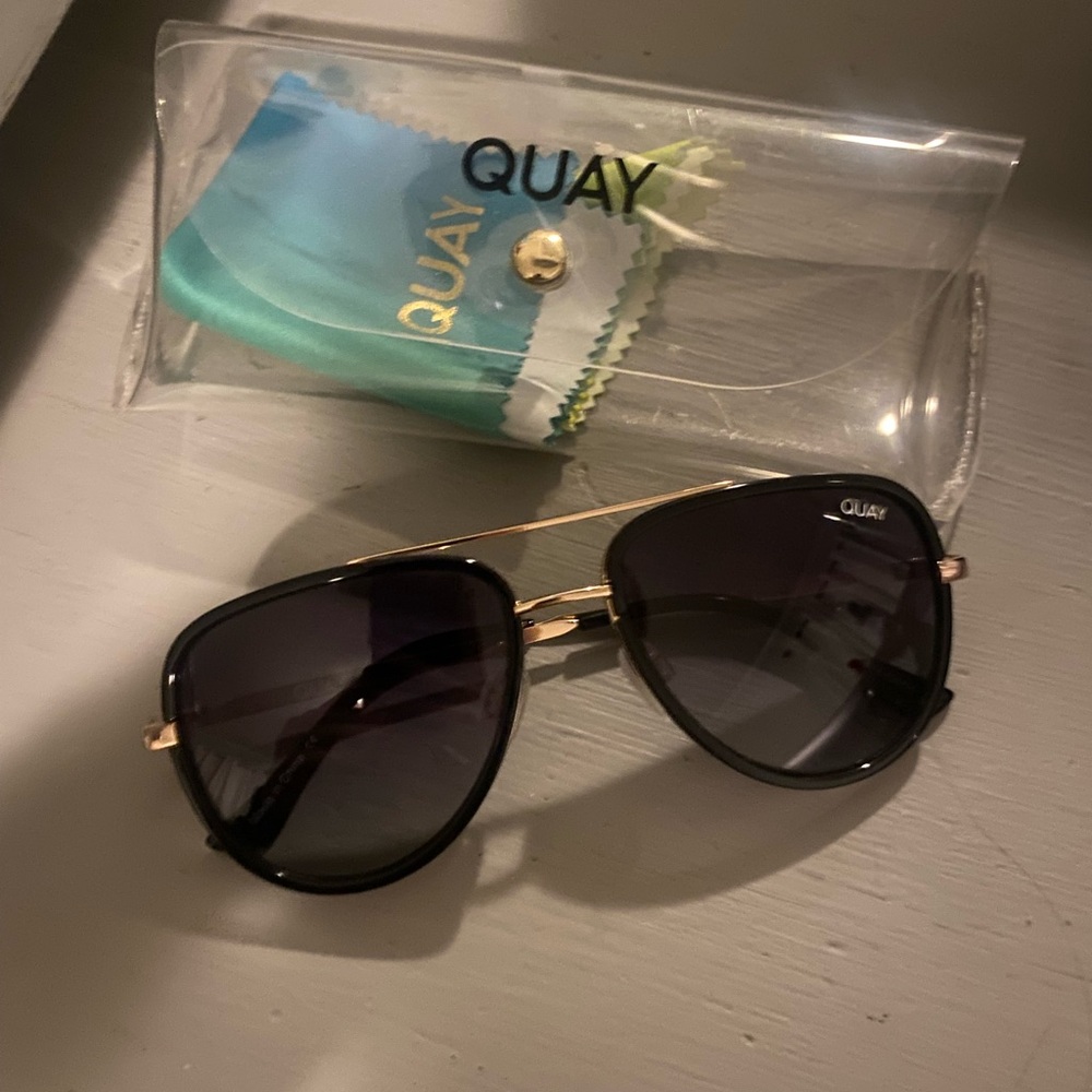 Quay Australia all in mini polarized sunglasses